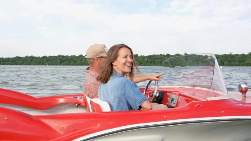 Image provided by rental partner Twin Cities Retro Boats