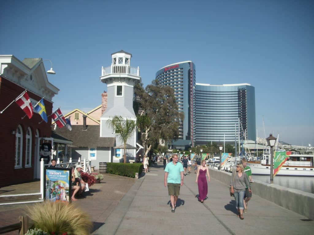 SAN DIEGO - Walking City of San Diego, Seaport Village, California